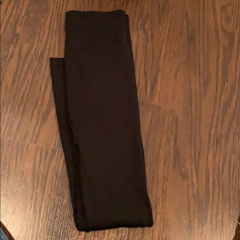 Black leggings